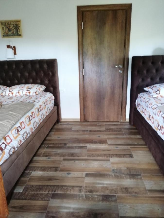 Etno House Happy Village Цетине Экстерьер фото